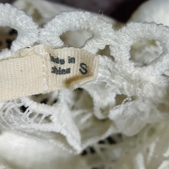 Ellison Crochet Blouse Top Bell Sleeves  Boho Cottagecore Off White Ivory Small - Picture 8 of 11